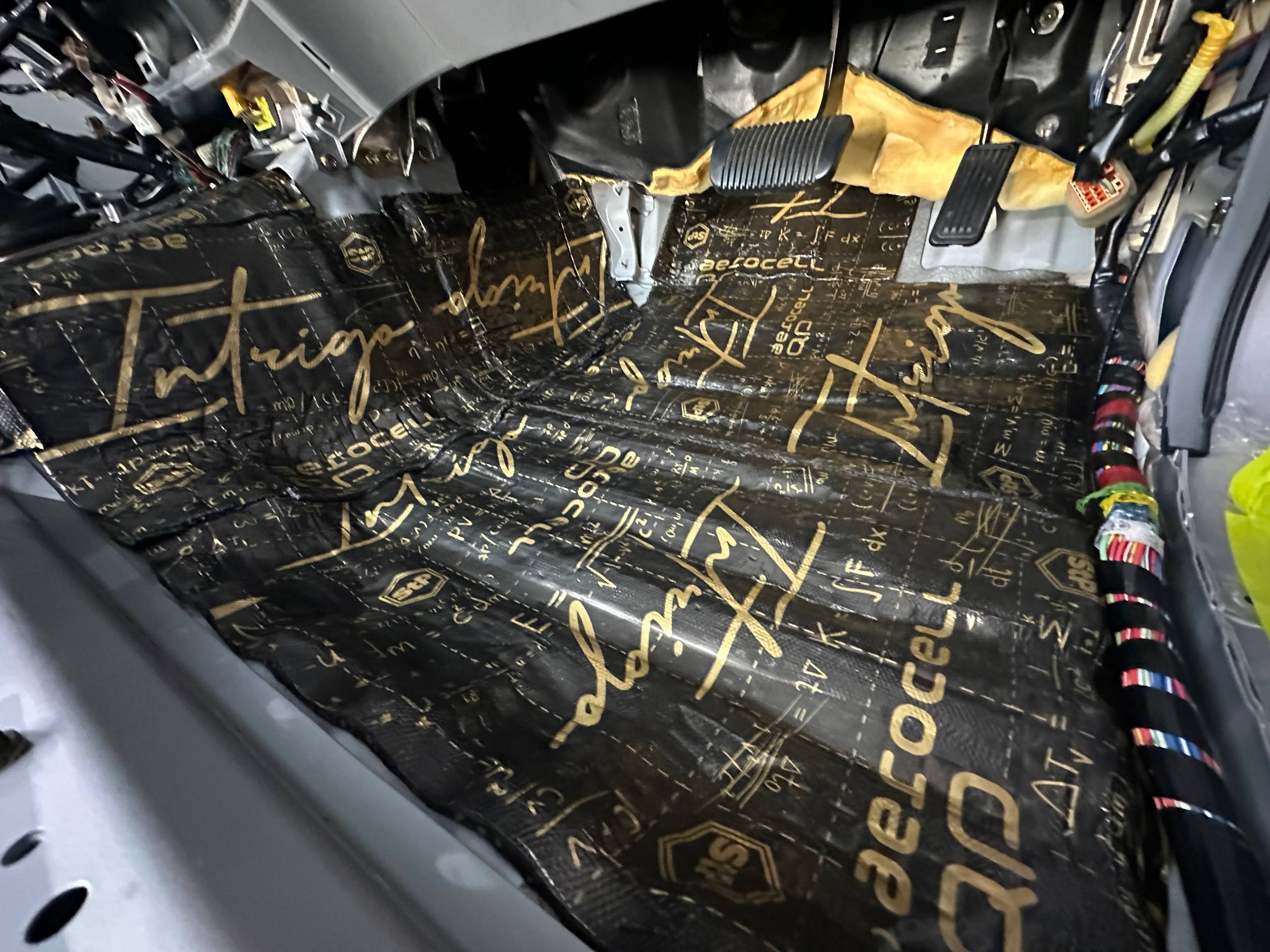 Vibration Damping StP Aerocell Intrigo